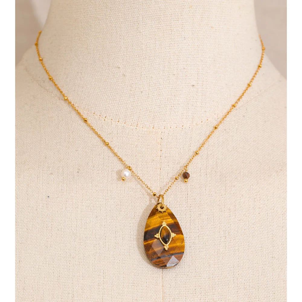 Collar con colgante con piedras naturales de amatista