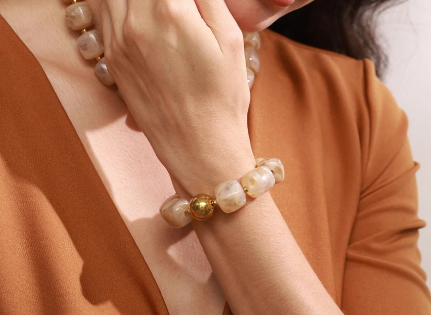 Pulsera Alma marina en 4 colores cuadradas de acrílico