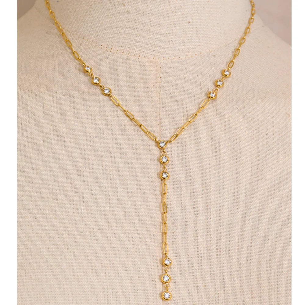 Collar Claudia con circonita cúbica de acero inoxidable