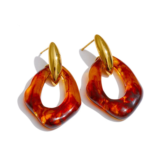 Pendientes Estefanía de resina chapado en oro de 18 quilates