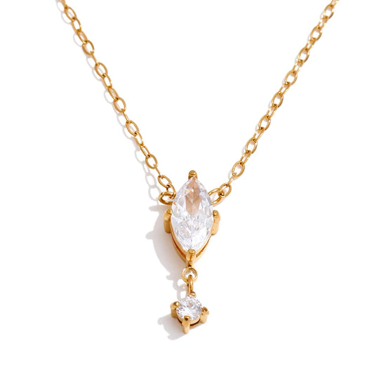 Collar Vanessa brillante con circonita y gota de agua