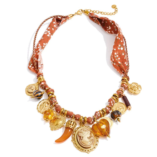 Collar Giovanni con forma de corazón diseño exclusivo