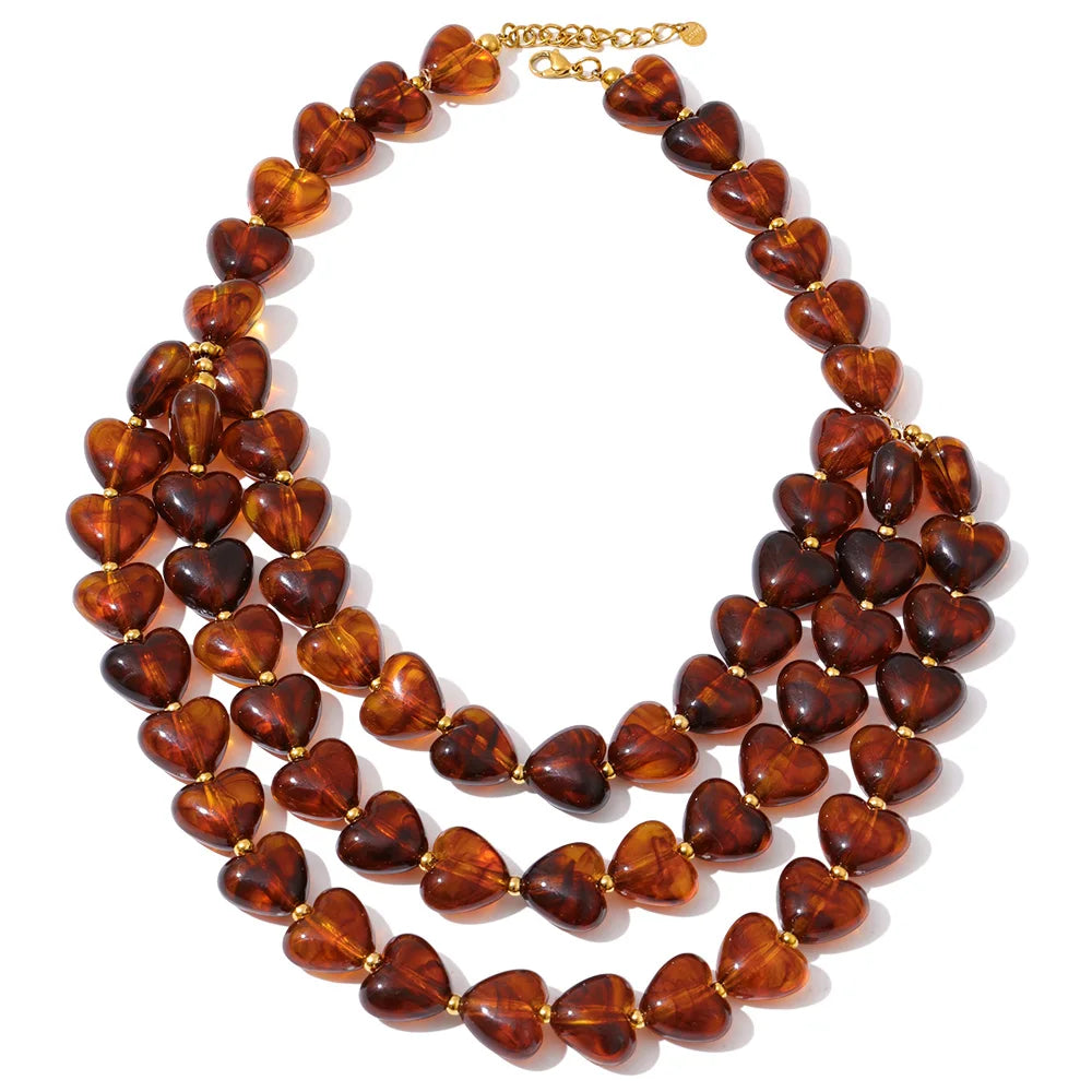 Collar en 3 colores de corazón acrílico hecho a mano