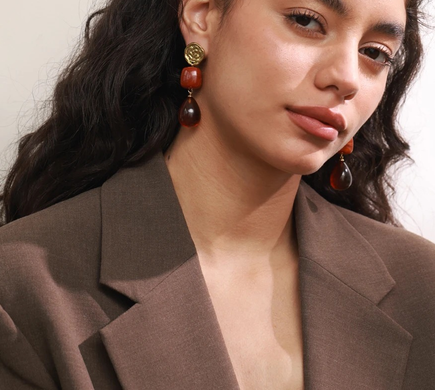 Pendientes colgantes de resina hechos a mano