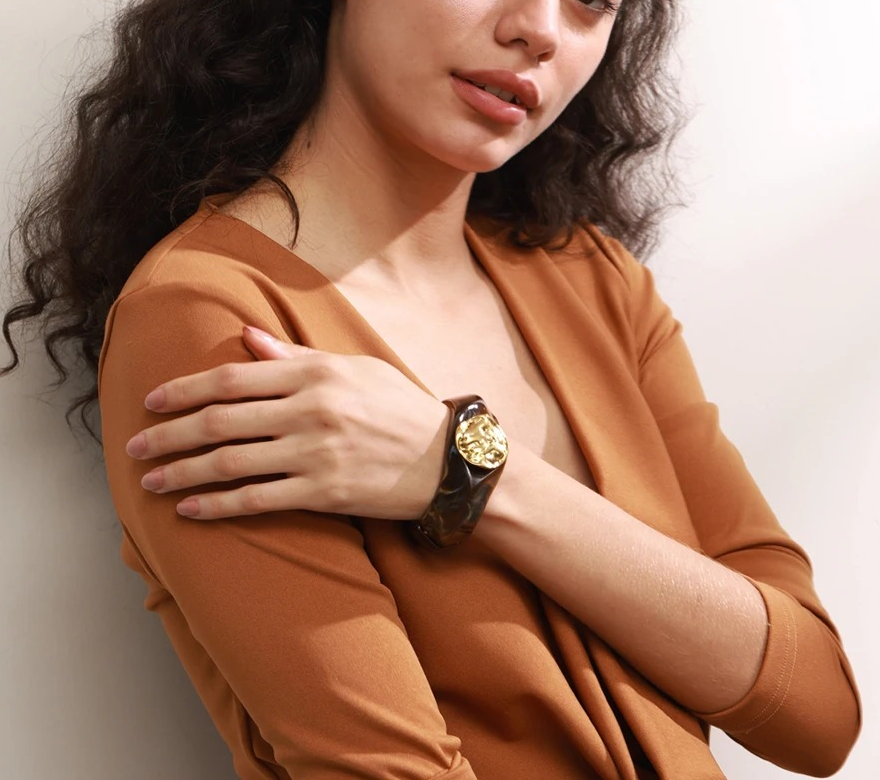 Pulsera Pat ancha de resina varios colores