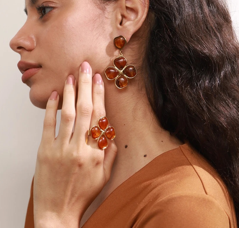 Pendientes Ámbar resina chapado en 18K